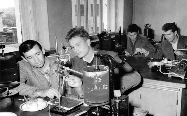1968 год, лабораторные занятия по физиологии